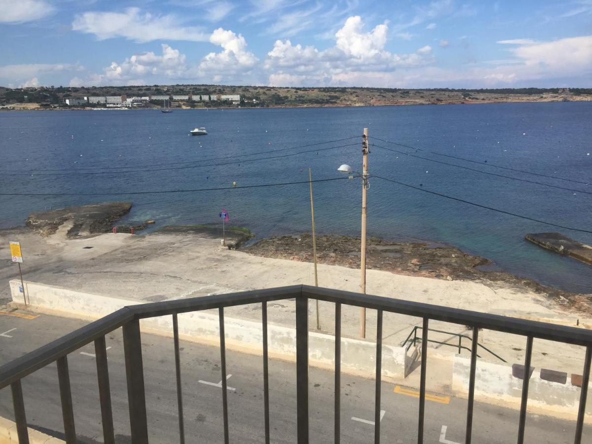 Sea Front Apartment At Mellieha Bay, Malta! Exterior foto